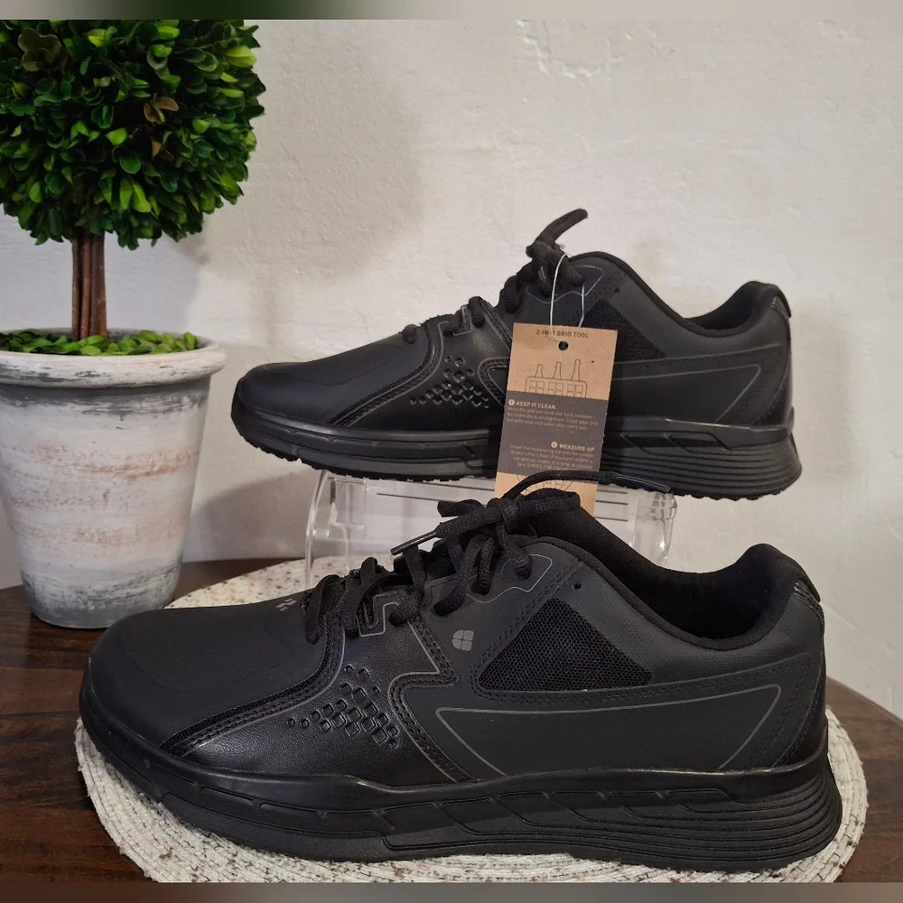 Black Men's Shoes For Crews Size 12.